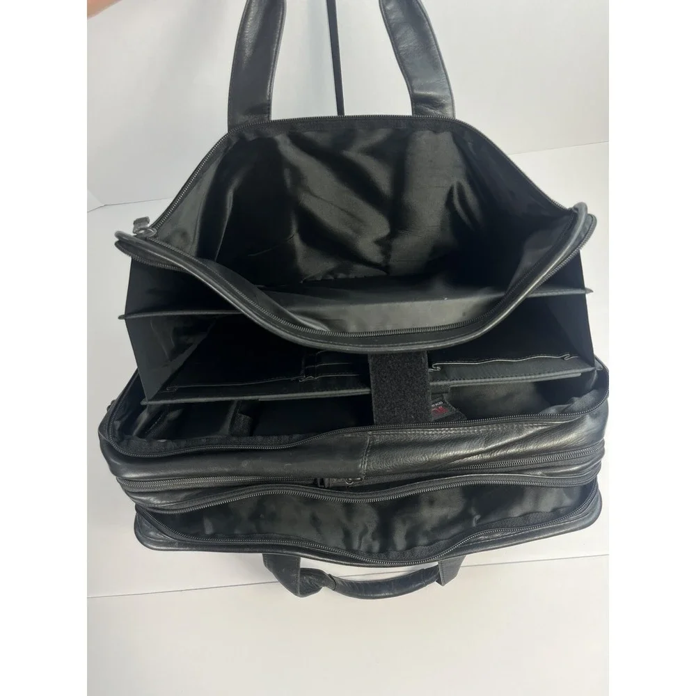 TUMI Black Leather Laptop Messenger Bag 17